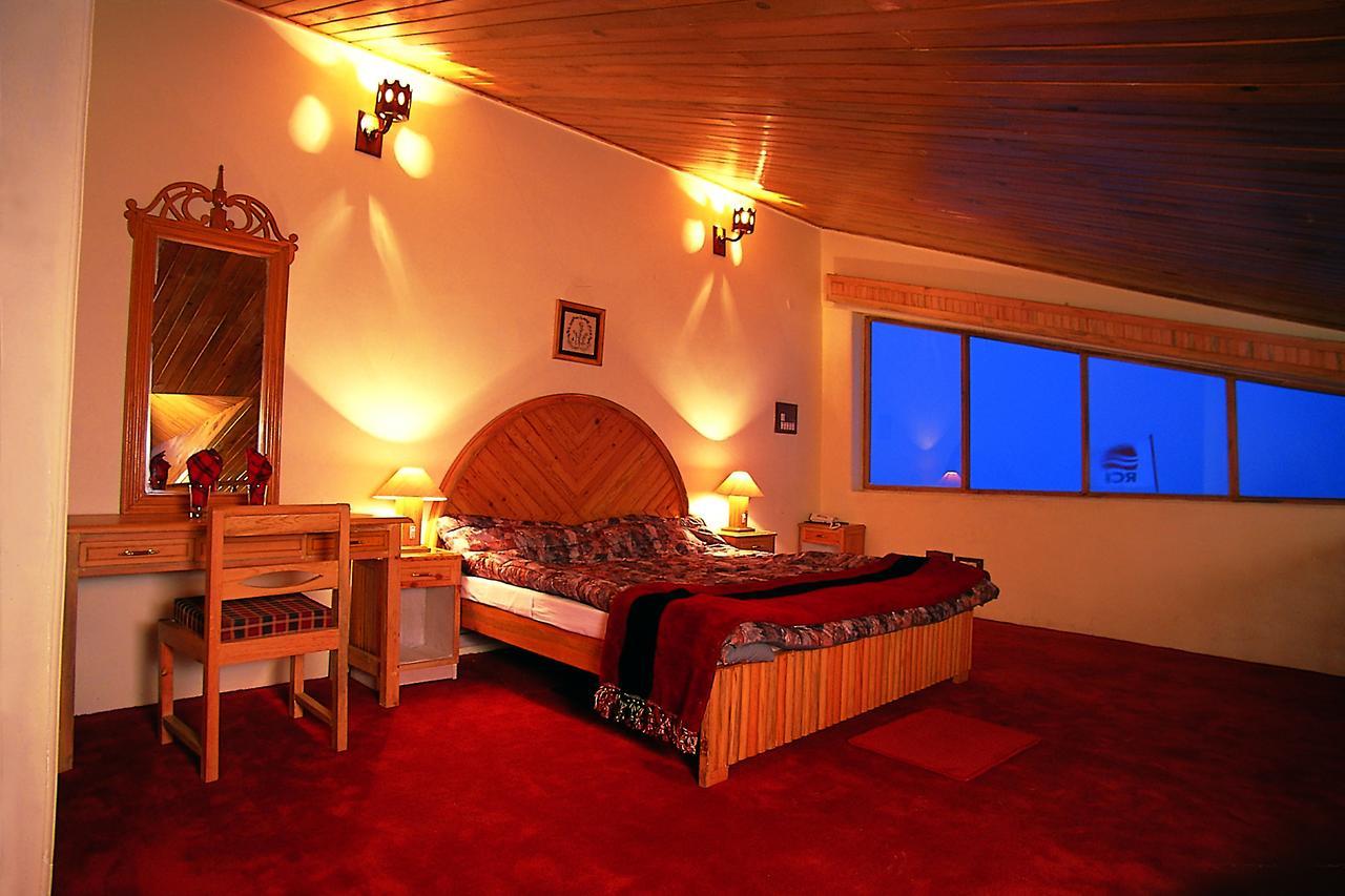 Clifftop Club Auli Joshīmath Exterior foto